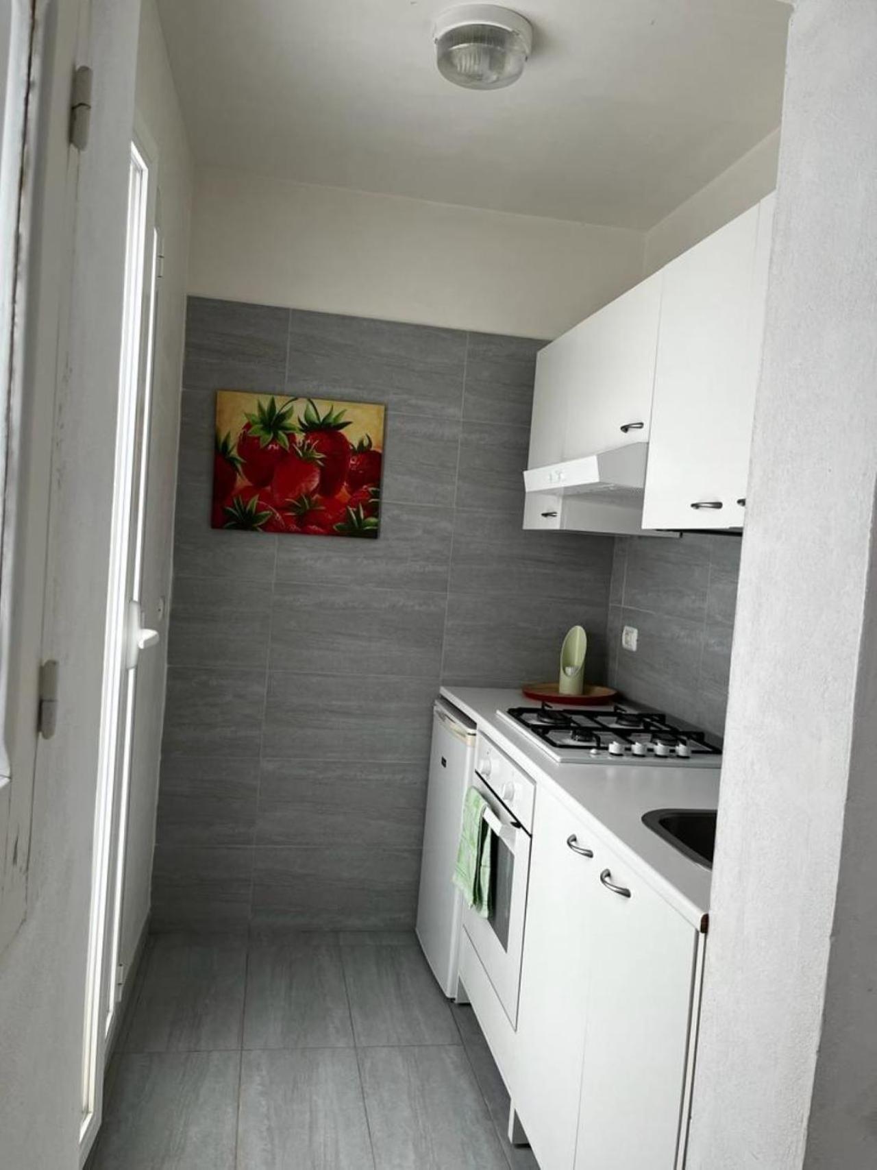 La Dimora Di Nonna Lucia Apartment โปลีญาโนอามาเร ภายนอก รูปภาพ